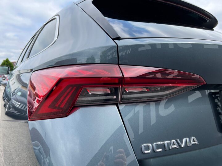 Abbildung Fahrzeugdetailansicht Skoda Octavia - Nr. 39