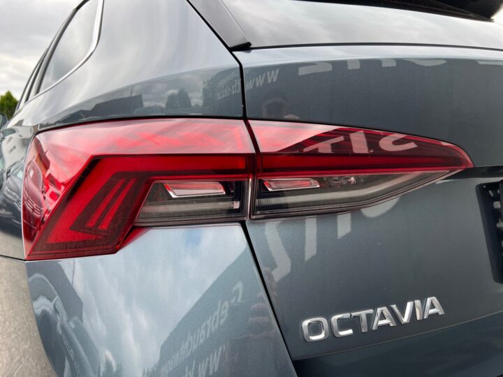 Abbildung Fahrzeugdetailansicht Skoda Octavia - Nr. 39