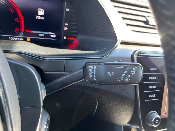 Abbildung Fahrzeugdetailansicht Skoda Superb - Nr. 45