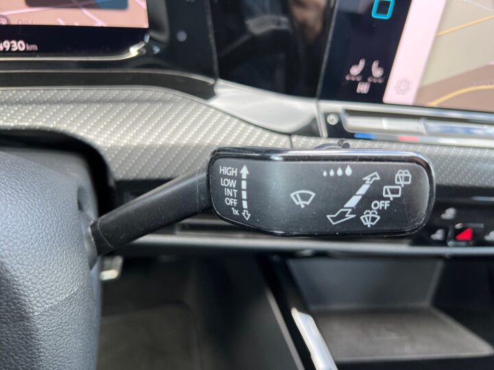 Abbildung Fahrzeugdetailansicht Volkswagen Golf Variant - Nr. 41