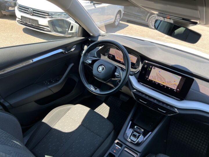Abbildung Fahrzeugdetailansicht Skoda Octavia - Nr. 11