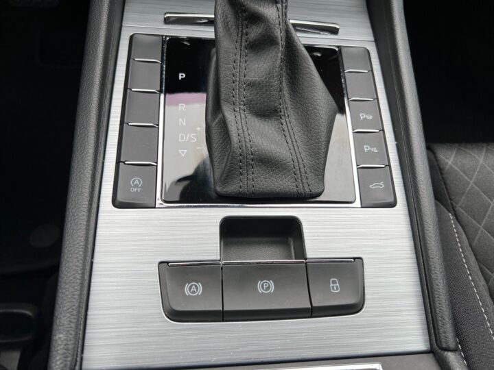 Abbildung Fahrzeugdetailansicht Skoda Superb - Nr. 29