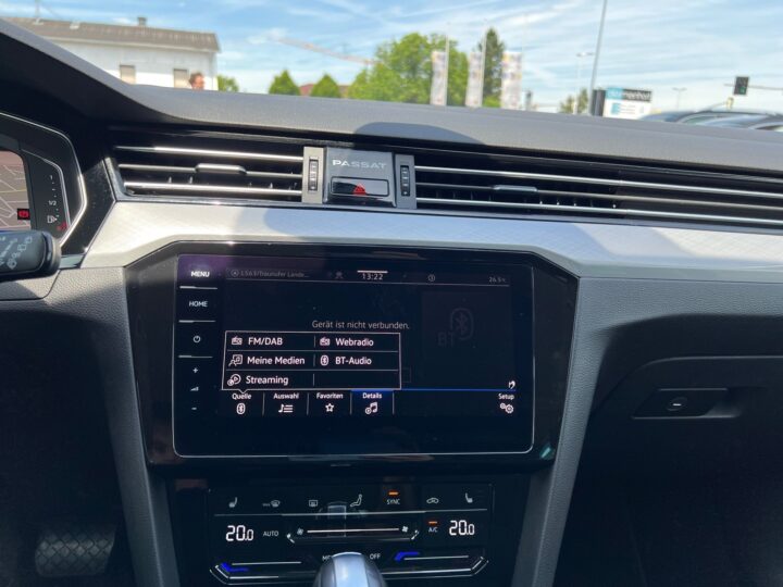 Abbildung Fahrzeugdetailansicht Volkswagen Passat Variant - Nr. 20