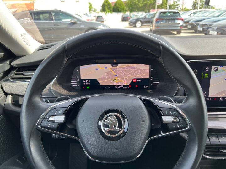 Abbildung Fahrzeugdetailansicht Skoda Octavia - Nr. 15
