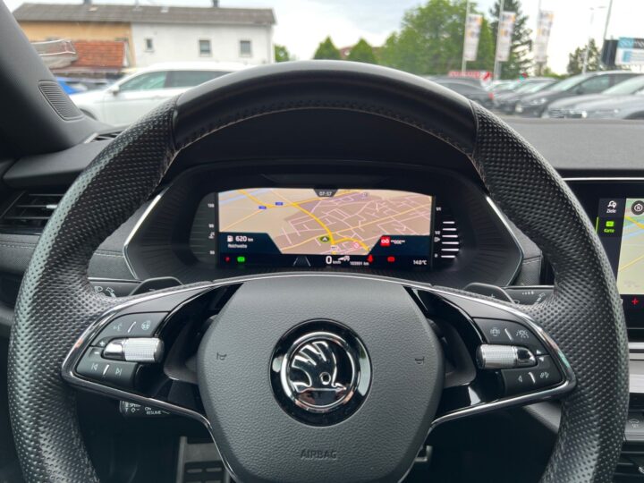 Abbildung Fahrzeugdetailansicht Skoda Octavia - Nr. 15