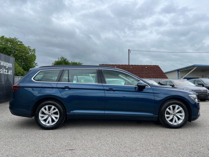 Abbildung Fahrzeugdetailansicht Volkswagen Passat Variant - Nr. 1
