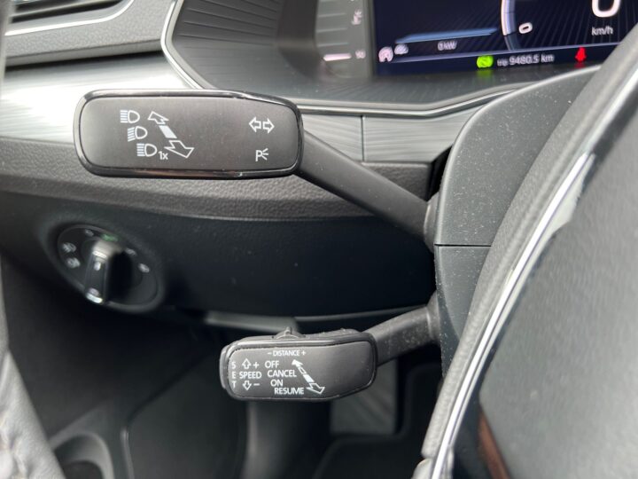 Abbildung Fahrzeugdetailansicht Skoda Superb - Nr. 41