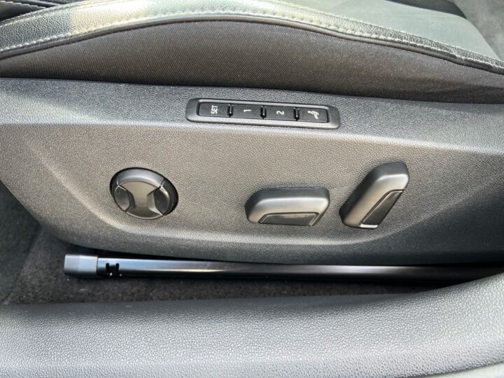 Abbildung Fahrzeugdetailansicht Skoda Octavia - Nr. 31