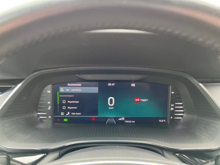 Abbildung Fahrzeugdetailansicht Skoda Octavia - Nr. 17