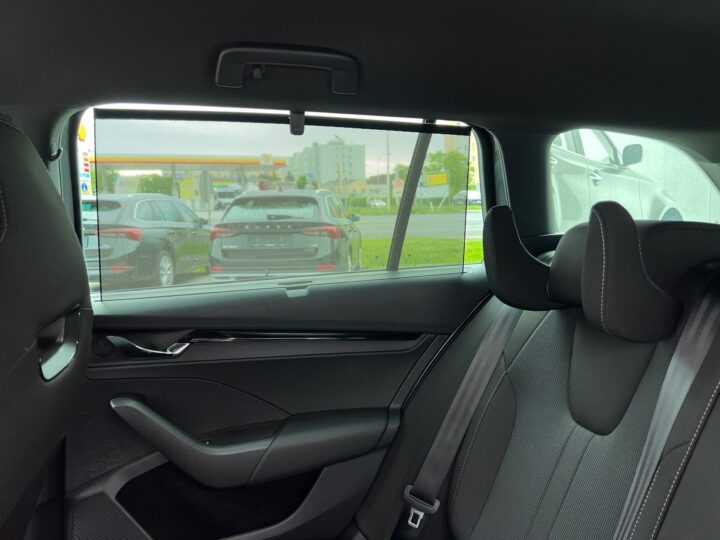 Abbildung Fahrzeugdetailansicht Skoda Octavia - Nr. 33