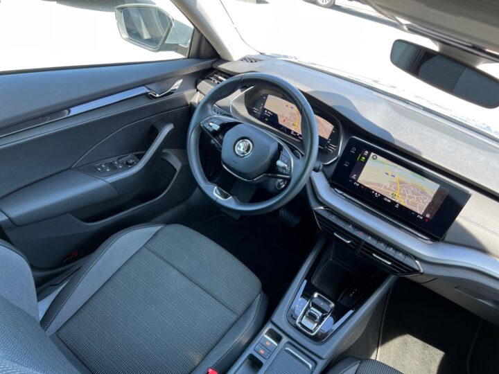 Abbildung Fahrzeugdetailansicht Skoda Octavia - Nr. 11