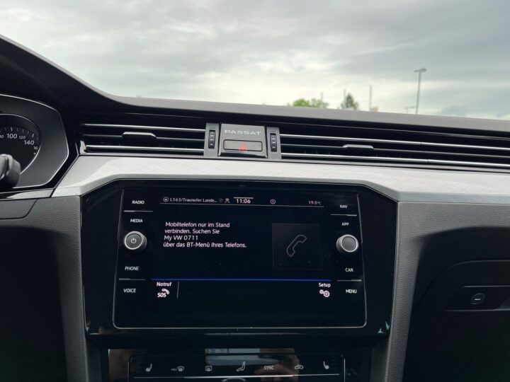 Abbildung Fahrzeugdetailansicht Volkswagen Passat Variant - Nr. 21