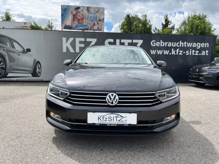 Abbildung Fahrzeugdetailansicht Volkswagen Passat Variant - Nr. 7