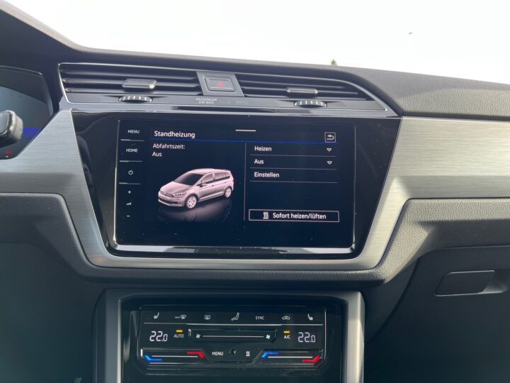Abbildung Fahrzeugdetailansicht Volkswagen Touran - Nr. 25