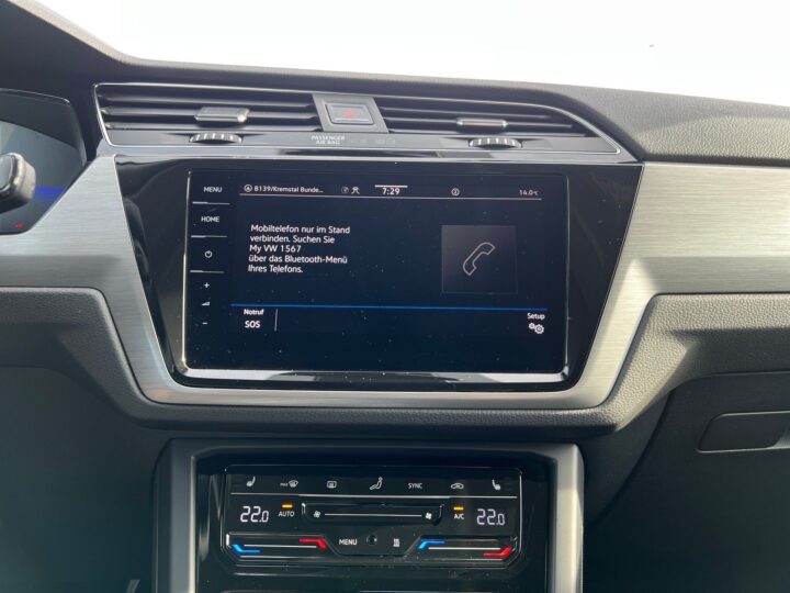 Abbildung Fahrzeugdetailansicht Volkswagen Touran - Nr. 22