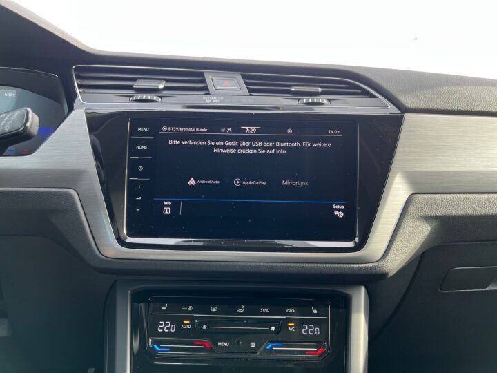 Abbildung Fahrzeugdetailansicht Volkswagen Touran - Nr. 21