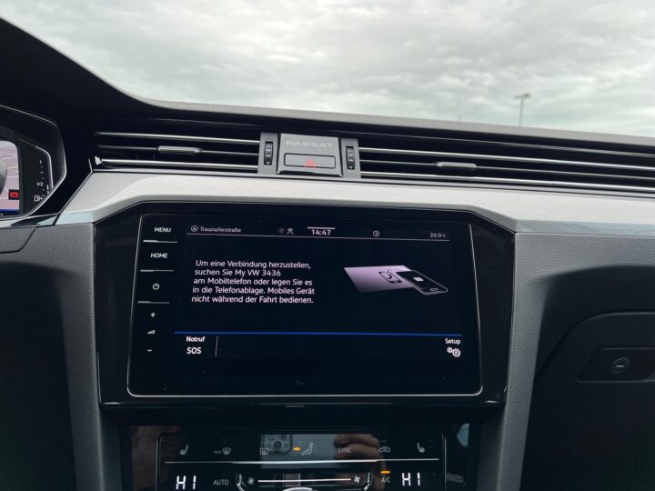 Abbildung Fahrzeugdetailansicht Volkswagen Passat Variant - Nr. 21