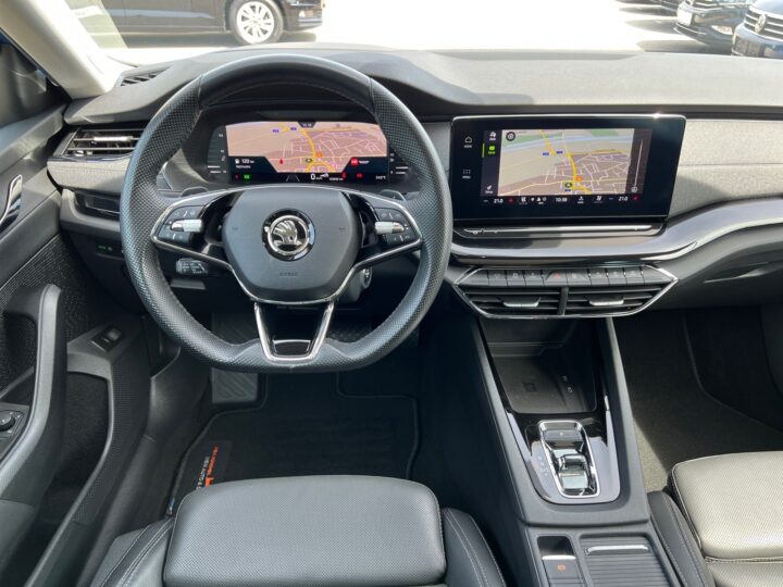 Abbildung Fahrzeugdetailansicht Skoda Octavia - Nr. 10
