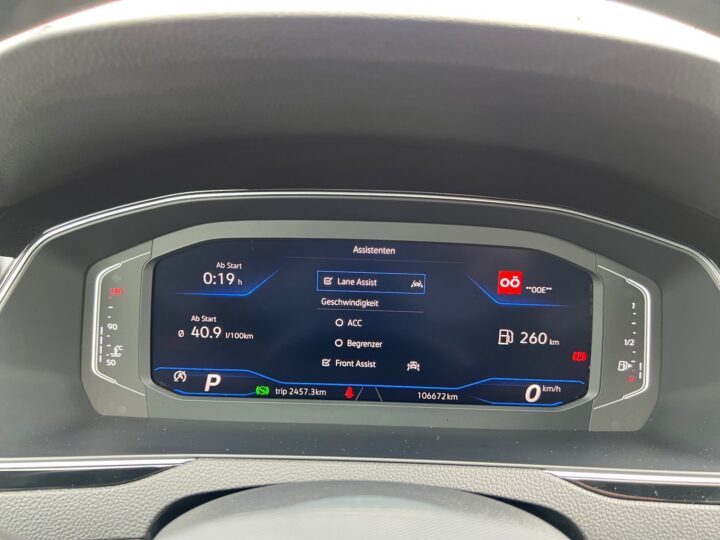 Abbildung Fahrzeugdetailansicht Volkswagen Passat Variant - Nr. 16