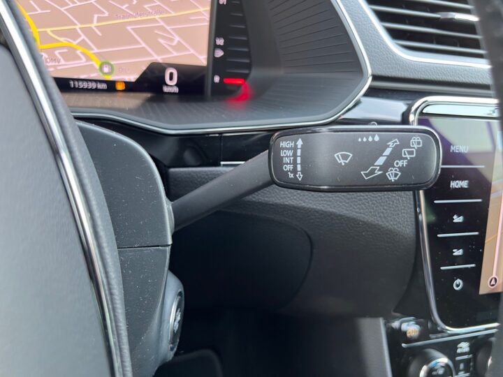 Abbildung Fahrzeugdetailansicht Skoda Superb - Nr. 45