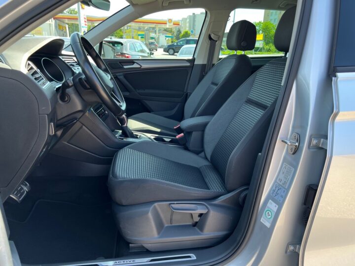 Abbildung Fahrzeugdetailansicht Volkswagen Tiguan - Nr. 11