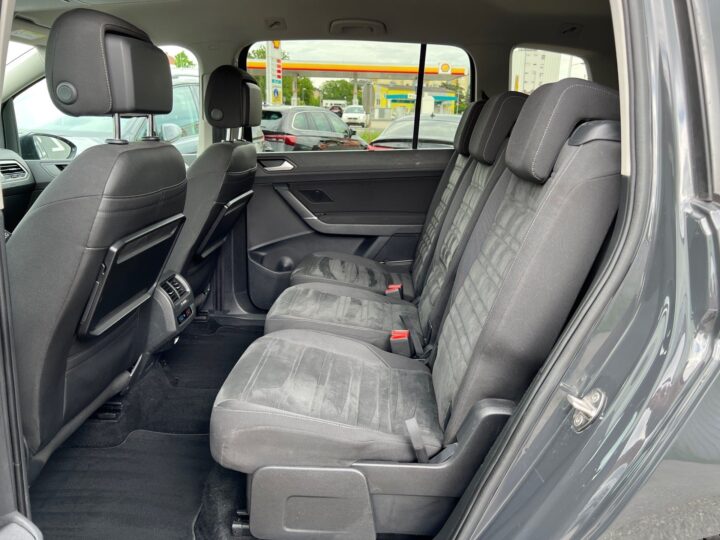 Abbildung Fahrzeugdetailansicht Volkswagen Touran - Nr. 13