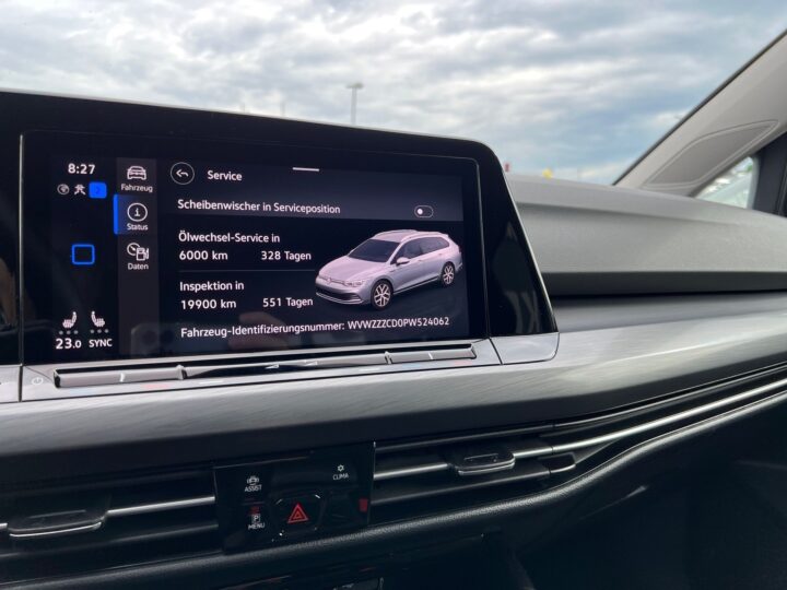 Abbildung Fahrzeugdetailansicht Volkswagen Golf Variant - Nr. 26