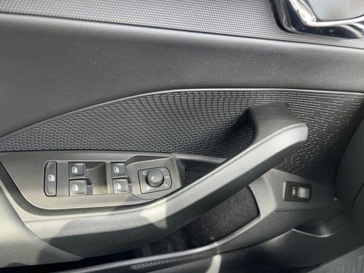 Abbildung Fahrzeugdetailansicht Skoda Octavia - Nr. 32