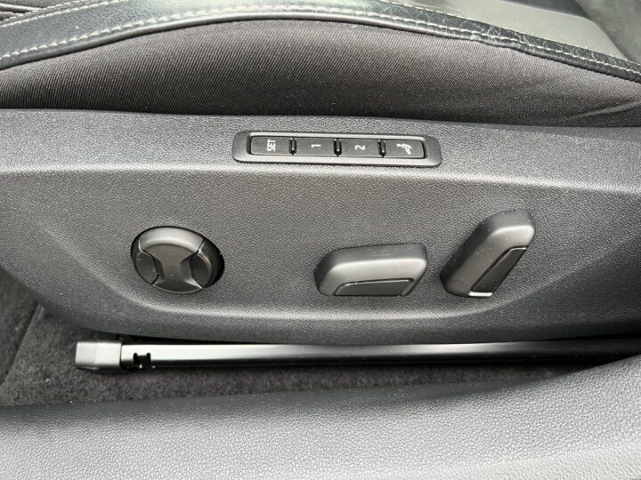 Abbildung Fahrzeugdetailansicht Skoda Octavia - Nr. 31