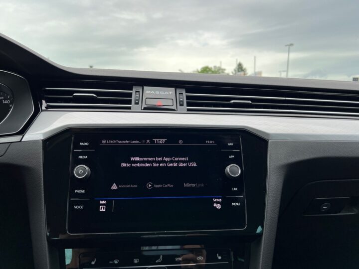 Abbildung Fahrzeugdetailansicht Volkswagen Passat Variant - Nr. 22