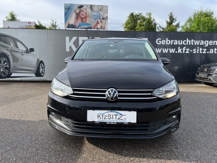 Abbildung Fahrzeugdetailansicht Volkswagen Touran - Nr. 7