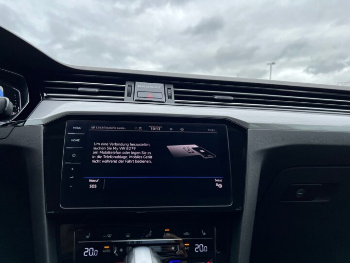 Abbildung Fahrzeugdetailansicht Volkswagen Passat Variant - Nr. 22