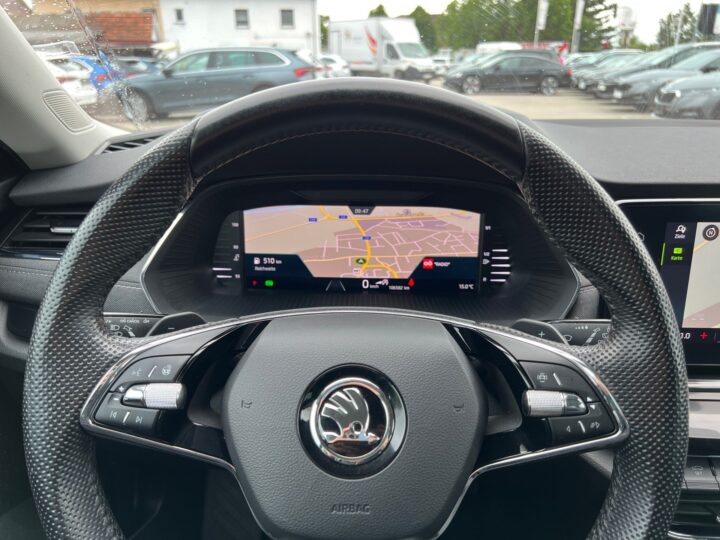 Abbildung Fahrzeugdetailansicht Skoda Octavia - Nr. 15