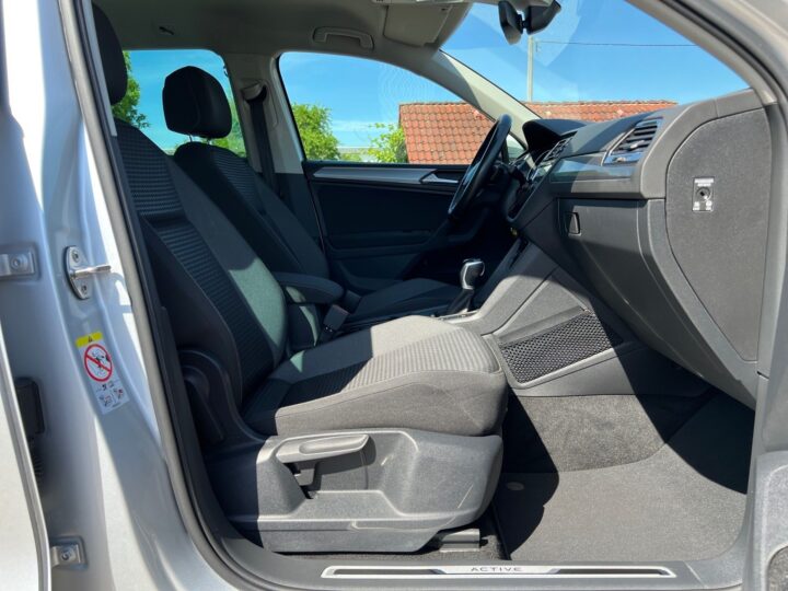 Abbildung Fahrzeugdetailansicht Volkswagen Tiguan - Nr. 32