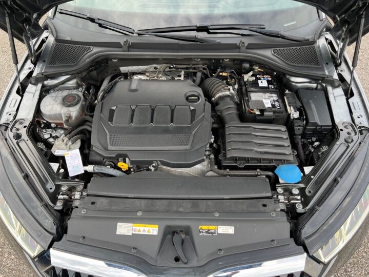 Abbildung Fahrzeugdetailansicht Skoda Octavia - Nr. 35