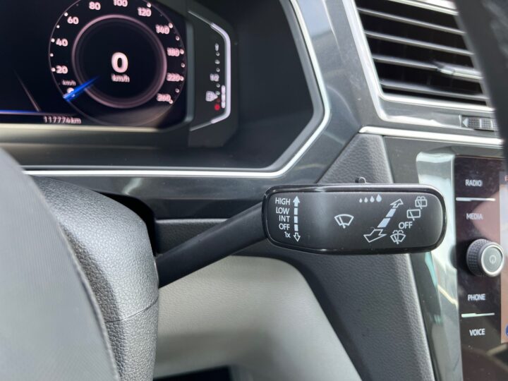 Abbildung Fahrzeugdetailansicht Volkswagen Tiguan - Nr. 44
