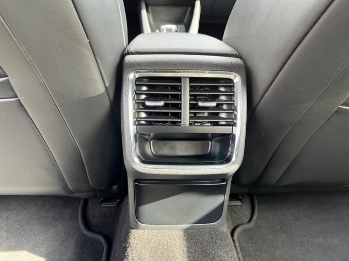 Abbildung Fahrzeugdetailansicht Skoda Octavia - Nr. 33