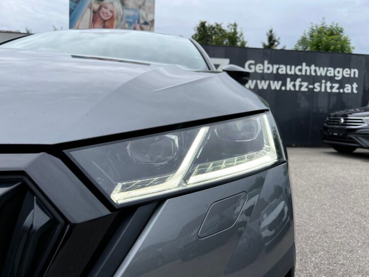 Abbildung Fahrzeugdetailansicht Skoda Octavia - Nr. 36