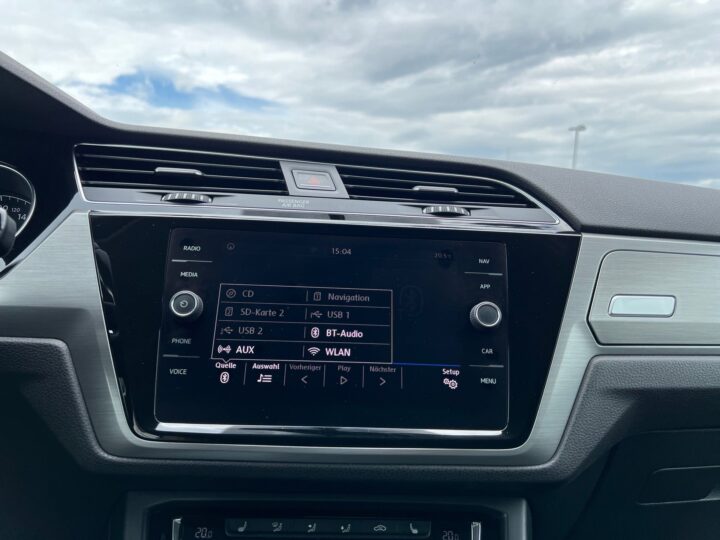 Abbildung Fahrzeugdetailansicht Volkswagen Touran - Nr. 20