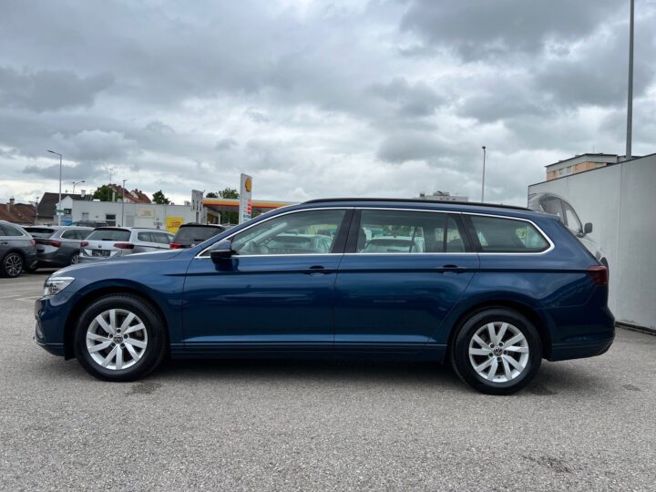 Abbildung Fahrzeugdetailansicht Volkswagen Passat Variant - Nr. 5