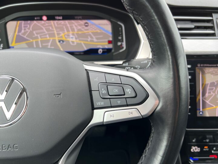 Abbildung Fahrzeugdetailansicht Volkswagen Passat Variant - Nr. 43