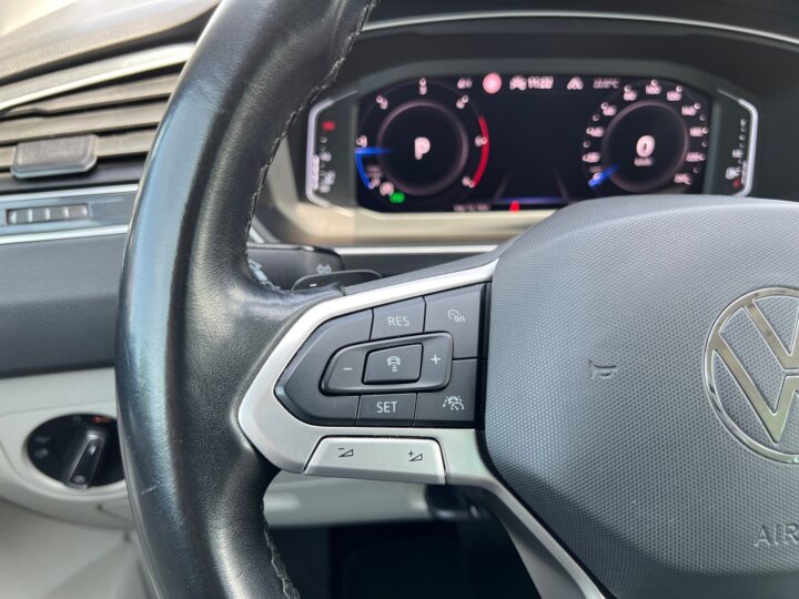 Abbildung Fahrzeugdetailansicht Volkswagen Tiguan - Nr. 43