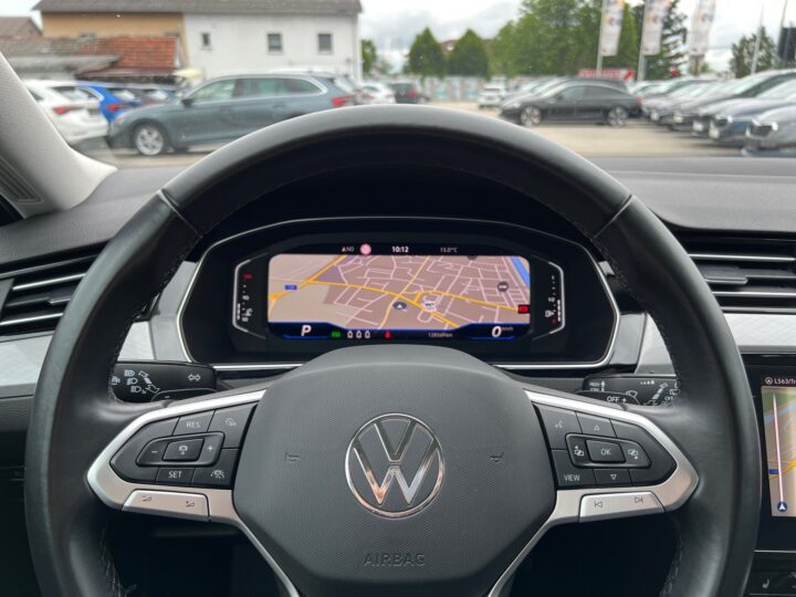 Abbildung Fahrzeugdetailansicht Volkswagen Passat Variant - Nr. 15