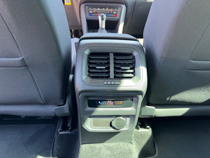 Abbildung Fahrzeugdetailansicht Volkswagen Tiguan - Nr. 31