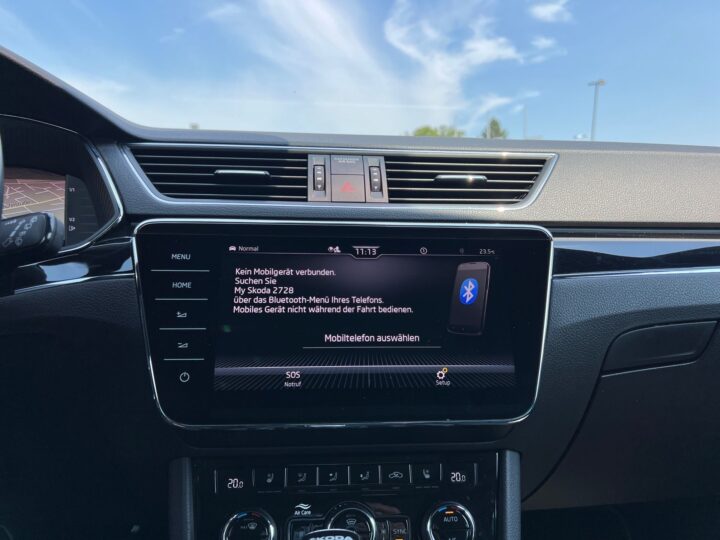 Abbildung Fahrzeugdetailansicht Skoda Superb - Nr. 22