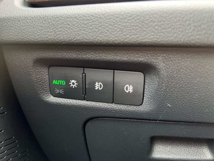 Abbildung Fahrzeugdetailansicht Skoda Octavia - Nr. 47