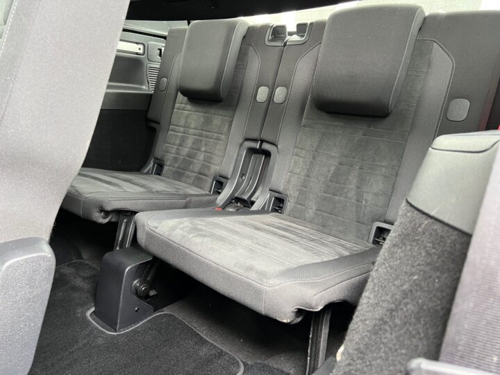 Abbildung Fahrzeugdetailansicht Volkswagen Touran - Nr. 14