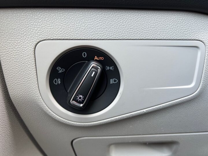 Abbildung Fahrzeugdetailansicht Volkswagen Tiguan - Nr. 46