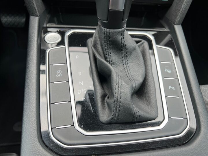 Abbildung Fahrzeugdetailansicht Volkswagen Passat Variant - Nr. 29