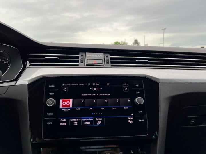 Abbildung Fahrzeugdetailansicht Volkswagen Passat Variant - Nr. 19